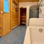 Whispering Pines فيلة Sysmä