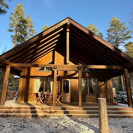 Villa Whispering Pines