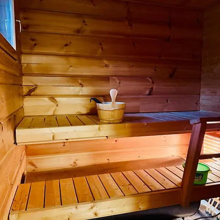 Villa Whispering Pines *