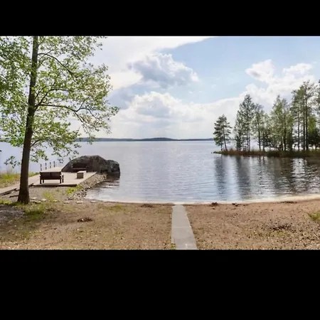 Whispering Pines * Sysmä