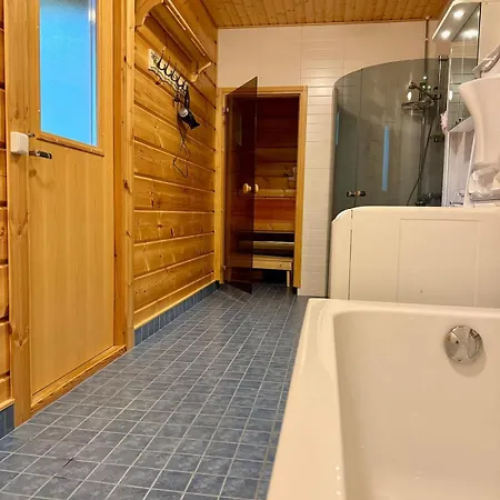 Whispering Pines Villa Sysmä