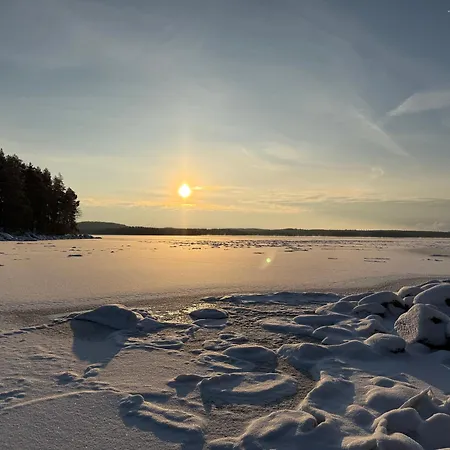 Whispering Pines * Sysmä