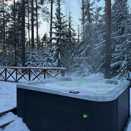 Whispering Pines Villa Sysmä