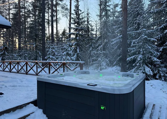 Whispering Pines Villa Sysmä